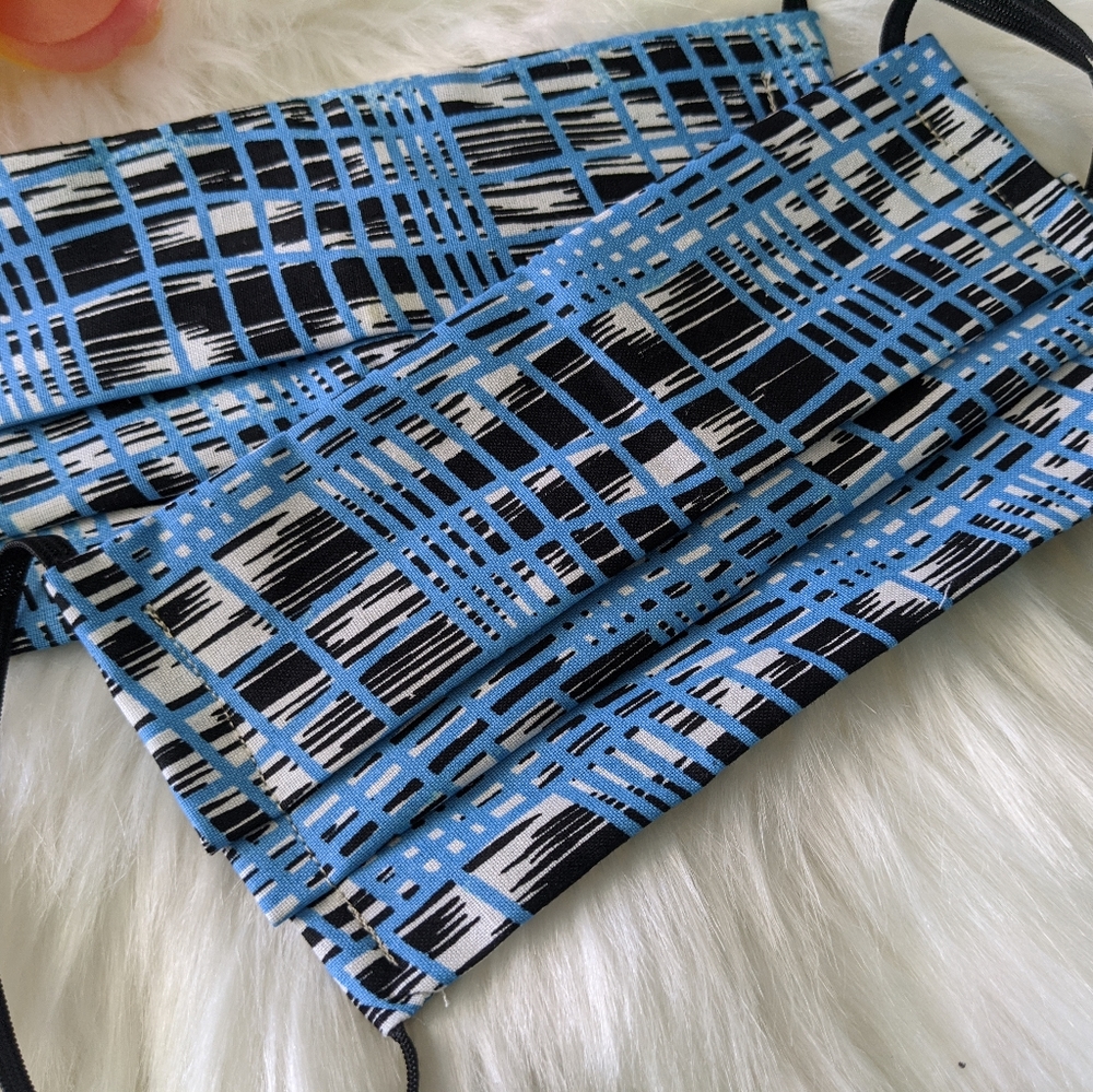 Two Face Masks - Blue - Picture 3 of 5